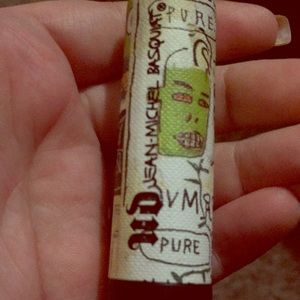 Urban Decay lipstick